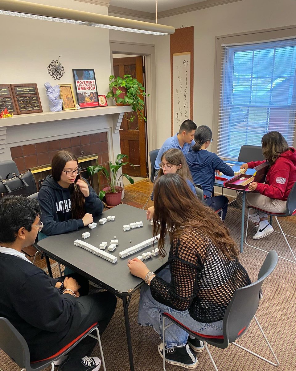 IUAsianCultureCenter tweet media