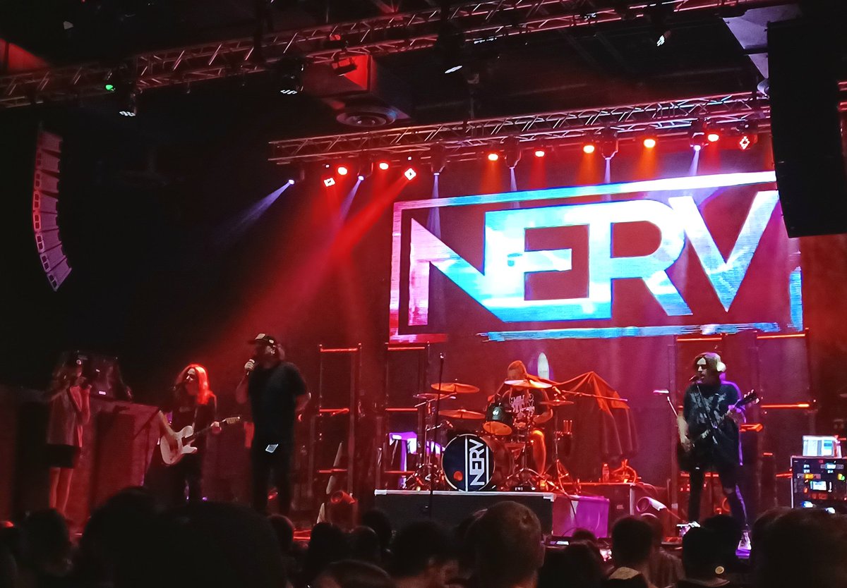 kissycrissy_'s tweet photo. Ended summer with a bang. It's been a fun season ❤️‍🔥🤟🏻❤️‍🔥
#FearCulture 
#ThousandBelow
#NERV
#BlessTheFall 
#TKOC https://t.co/EHX0ShX6kn