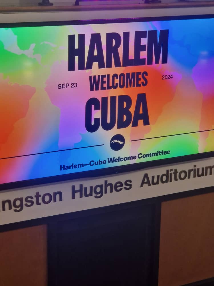 Palabras pronunciadas por el ministro de Relaciones Exteriores de la República de #Cuba 🇨🇺, <a href="/BrunoRguezP/">Bruno Rodríguez P</a>, en el Schomburg Center, en Harlem.

🔗cubaminrex.cu/es/palabras-pr…