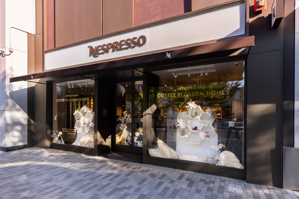 BPSEventDesign's tweet image. Hexagons, honey, and a whole lot of creativity! We loved bringing these custom fabrications to life for @nespresso. Featuring stunning hexagonal displays. Think outside the box... or the hexagon? #CustomFab #EventDesign #CreativityUnleashed #HexagonLovers #BlueprintStudios