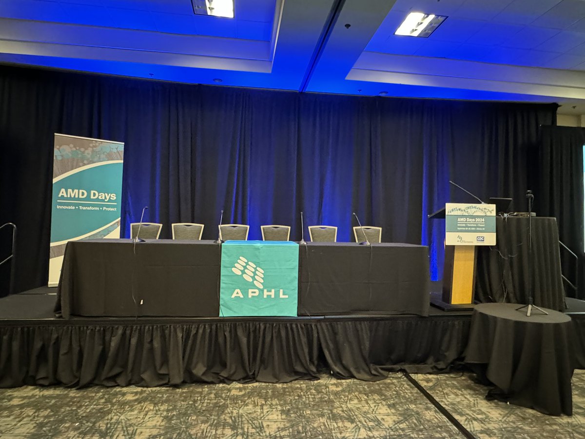 Christin H. tweet media