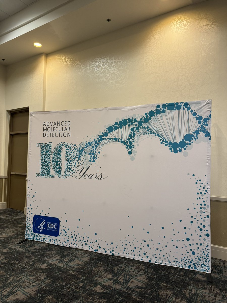 Christin H. tweet media