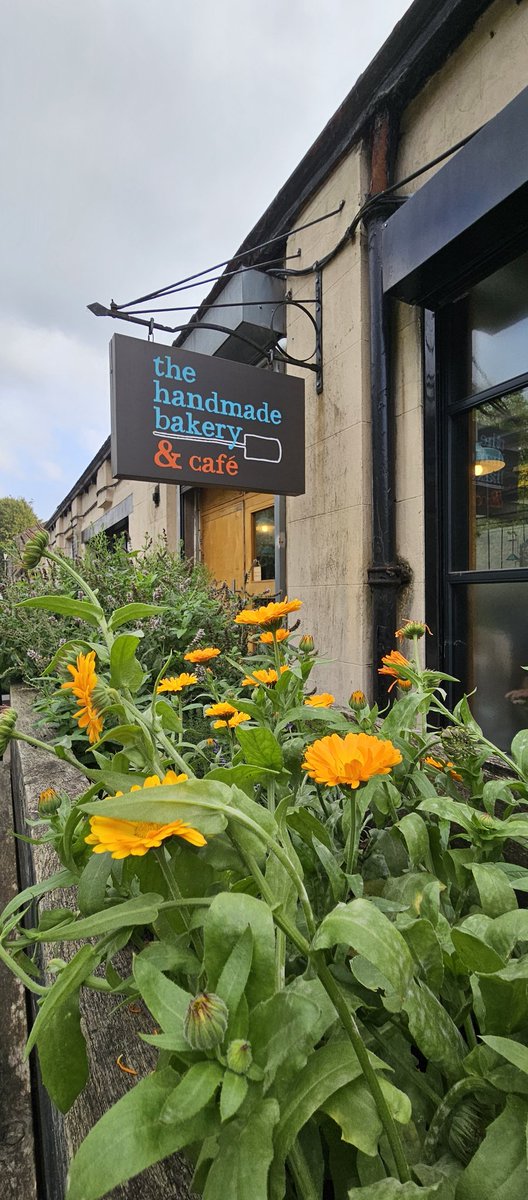 barb milne (@barbmilne) on Twitter photo #GardensHour aromatic seating area outside <a href="/handmadebakery/">The Handmade Bakery</a> beside the Huddersfield Narrow Canal. #Slaithwaite #WestYorkshire #GardensHour aromatic seating area outside <a href="/handmadebakery/">The Handmade Bakery</a> beside the Huddersfield Narrow Canal. #Slaithwaite #WestYorkshire