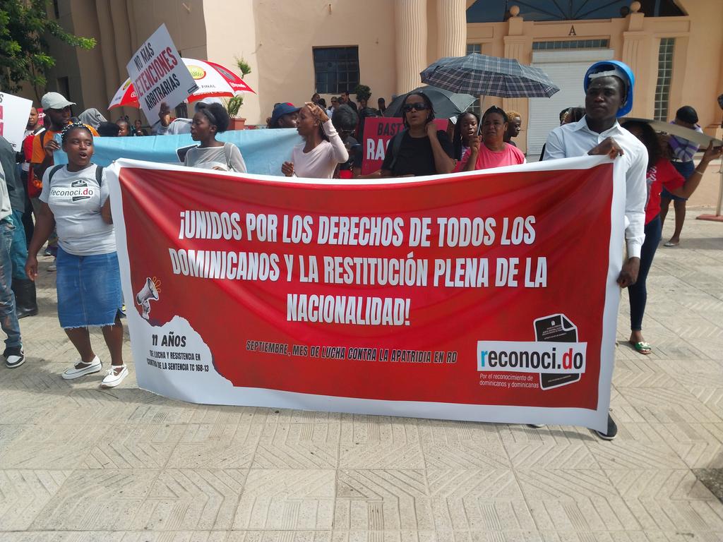 DinolFranklin's tweet photo. Restitución de la nacionalidad ya: Los dominicanos de ascendencia haitiana somos hijos de esta tierra. ¡Exigimos justicia y respeto! #SomosDominicanos #NosCambióLaVida #RestituciónPlenaYa https://t.co/mw7ZvYml7X