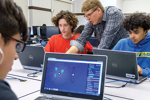 We've received a $1.2 million award from the <a href="/NSF/">U.S. National Science Foundation</a>’s Robert Noyce Teacher Scholarship Program to provide scholarships to undergrad STEM majors who want to teach. <a href="/NorthwesternEng/">Northwestern Engineering</a> + <a href="/WeinbergCollege/">Weinberg College at Northwestern</a> we're talking to you! #STEM #Teaching

▶️ Details:spr.ly/6011oiyg3