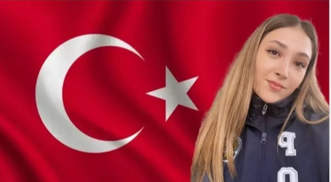 DDelipnar's tweet photo. Tüm  sevenlerinin, ailesinin başı sağ olsun. Allahım geride kalanlara sabırlar versin, şehidimizin mekanı cennet olsun… İnşallah sana kurşun sıkan canavar, adi köpek hapiste geberir gider… #sivas #ŞeydaYılmaz https://t.co/VaiSNfNtxR