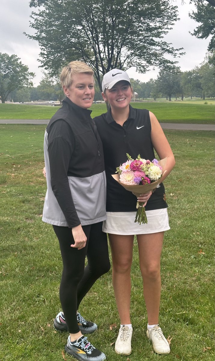 AvonLakeSports's tweet photo. Shoregal golf senior night. Thank you ladies. https://t.co/JosGByTXlE