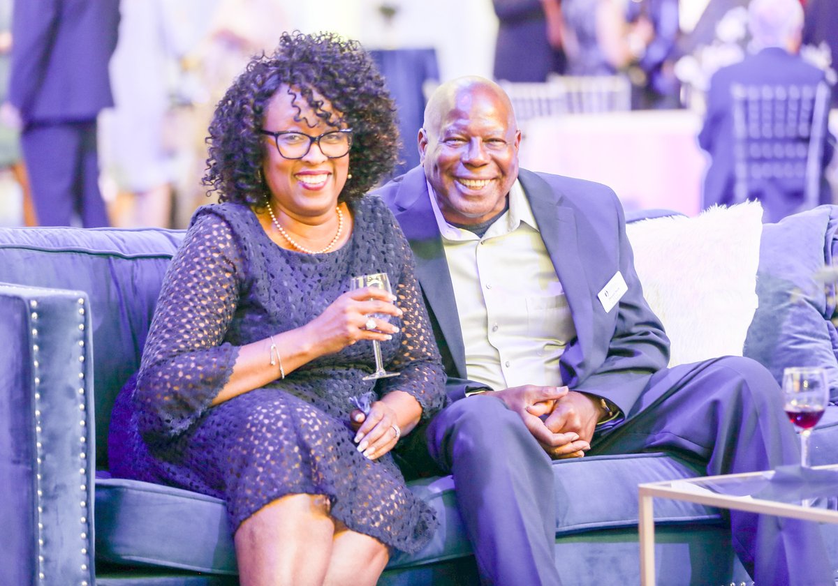 ColumbusState's tweet image. Columbus State received nearly $6M in donations last year! 🌟 These funds enhance student experiences, scholarships, and more. “The future is so bright here at CSU,” says President Stuart Rayfield. 🎓 #CSUCommunity #ProudAlumni
news.columbusstate.edu/posts/donor-gi…