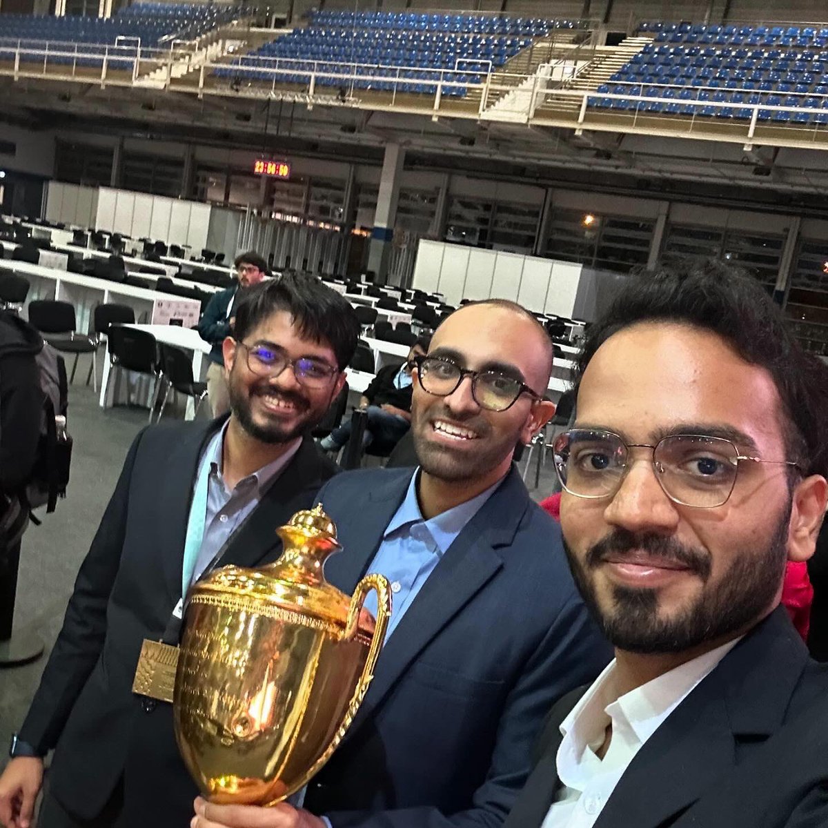 sankalpchess's tweet photo. Incredibly fortunate to work with selfless individuals like Srinath &amp; Vaibhav,who created a supportive environment. Special shout-out to Srinath, who handled an insane schedule—accompanying players till the last game,prepping late into the night,and starting again the next day!💪 https://t.co/1rJm9PvGZD