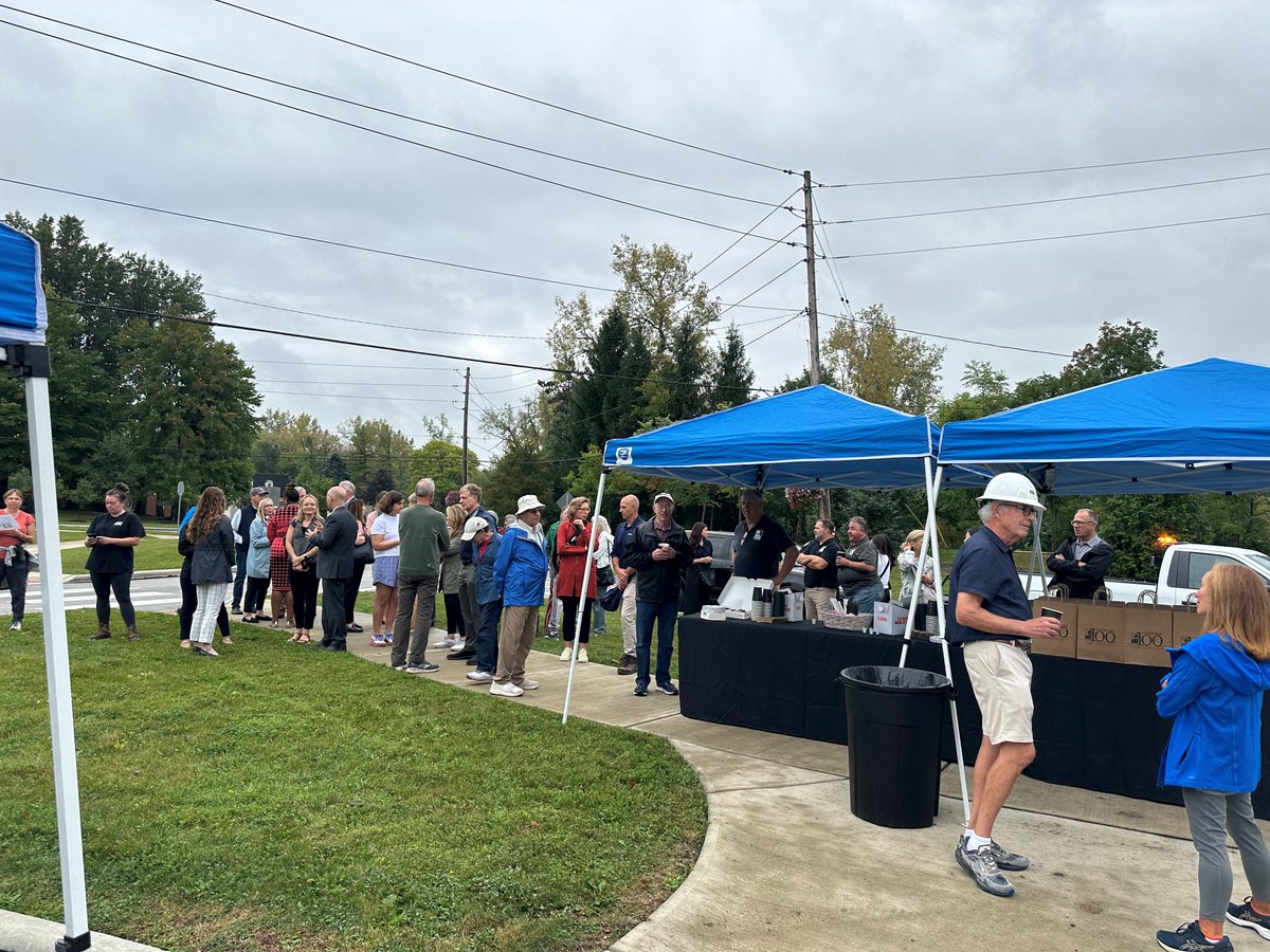 CuyahogaCounty's tweet image. Cheers to the Gates Mills Boulevard Multi-Purpose Trail coming soon to the @CityPepperPike! Today's groundbreaking was a success. Our $800,000 investment for resurfacing plans is a step toward better connectivity and access for County residents. 

#WeAreCuyahoga