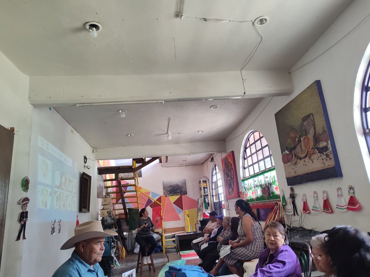 YirlemmR's tweet photo. @Claudiashein  @lopezobrador  @SSaludCdMx 
@OlivaLopezA 
@martibatres
@JorgeOc84893373
Amenazados de quedar sin empleo 220 Promotores y Promotoras de la Salud a partir del Primero de octubre, exigimos mejores condiciones laborales, solicitamos su  intervención.
#NoAlDespidoMasivo https://t.co/YnPgYy9zqj