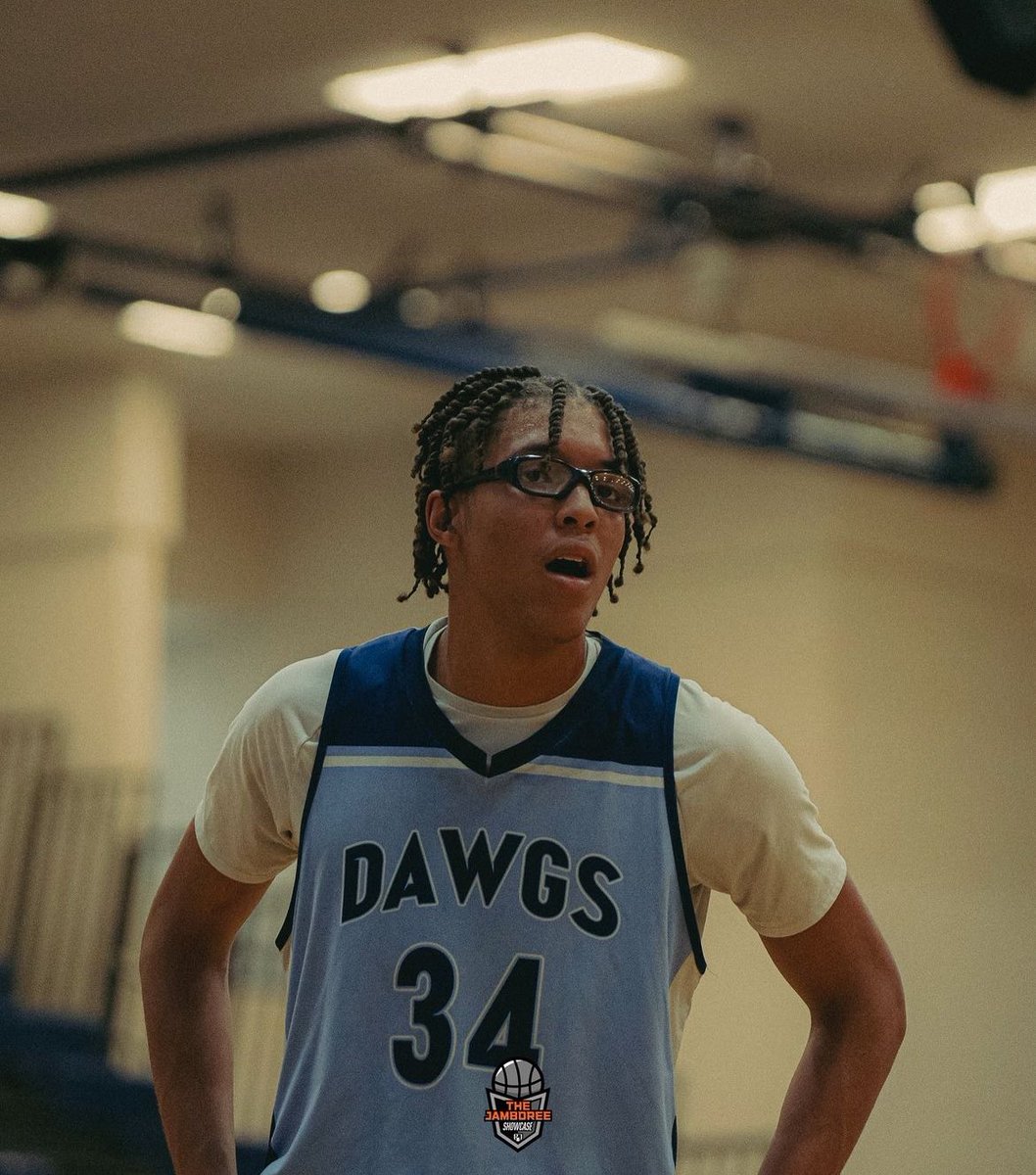 4⭐️ Jayden Leverette Chapin competing at #TheJamboreeEP. 

✅Top 150 Player in America

#TheStageForPlayers