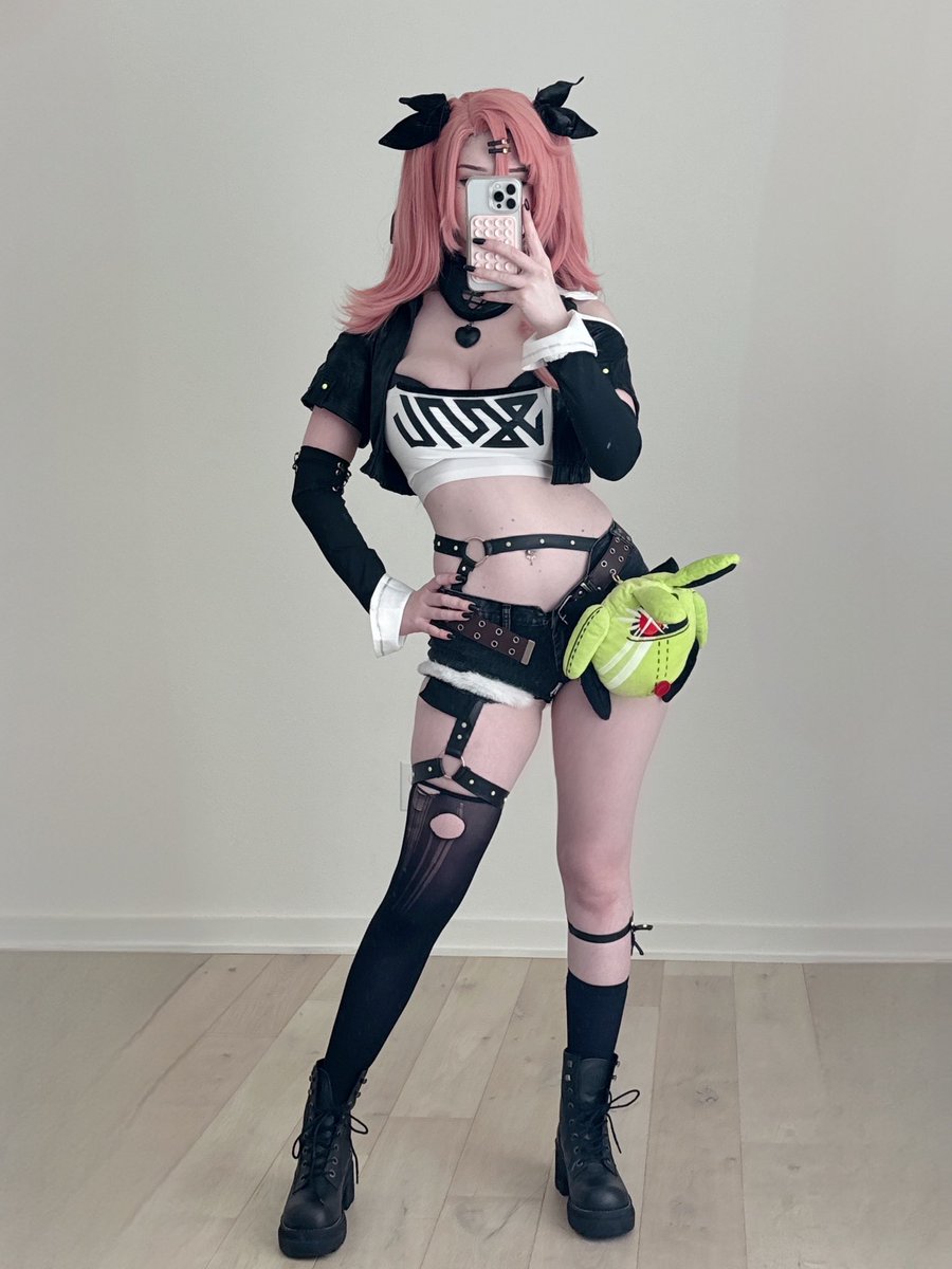 nicole from ZZZ 💕 https://t.co/RkblQlAvkC
