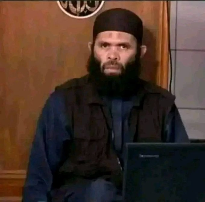 ImtiazMadmood's tweet image. Dr Asim Abdul Sattar, the author of
"Theory of Evolution is a Lie"