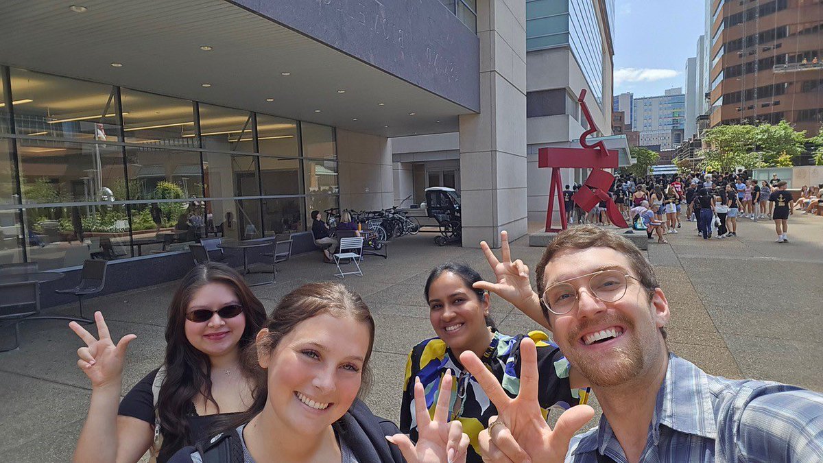 VUmedicine's tweet photo. A month since orientation already?! Time really does fly when you’re learning with the best. 🦋

See more photos from our first year #VandyMPH students’ start to the year: https://t.co/CfRlEUMEOT #VandyMed #PublicHealth https://t.co/HmIomLVPUo