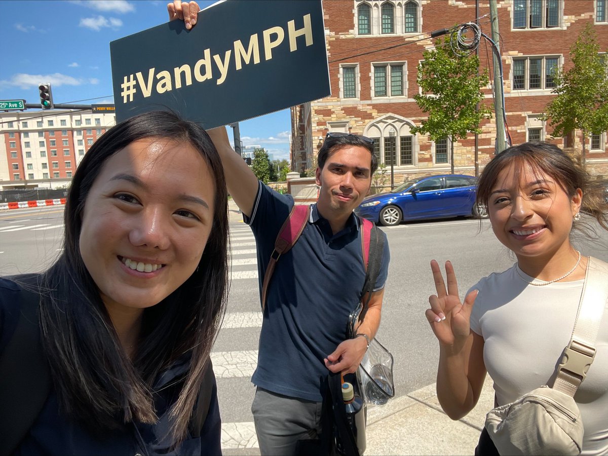 VUmedicine's tweet photo. A month since orientation already?! Time really does fly when you’re learning with the best. 🦋

See more photos from our first year #VandyMPH students’ start to the year: https://t.co/CfRlEUMEOT #VandyMed #PublicHealth https://t.co/HmIomLVPUo