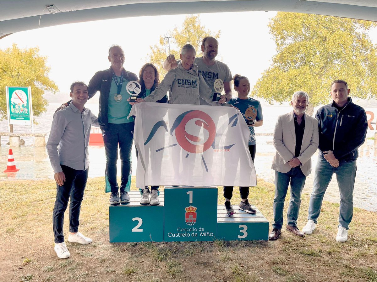 fanatacion's tweet photo. #aguasabiertas | COPA ESP | El Natación Sevilla Máster Campeón de la Copa de España de Aguas Abiertas. Pódium con un claro acento andaluz, Sevilla Máster Campeón y Jerez Natación Máster tercer clasificado. El equipo sevillano primer club andaluz que gana este título. 👍 https://t.co/bjVJU0XHoK