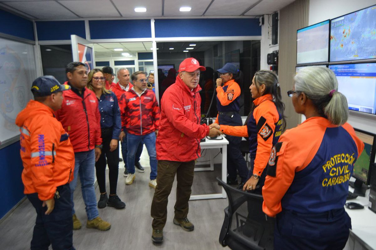 Con el Mazo Dando tweet media