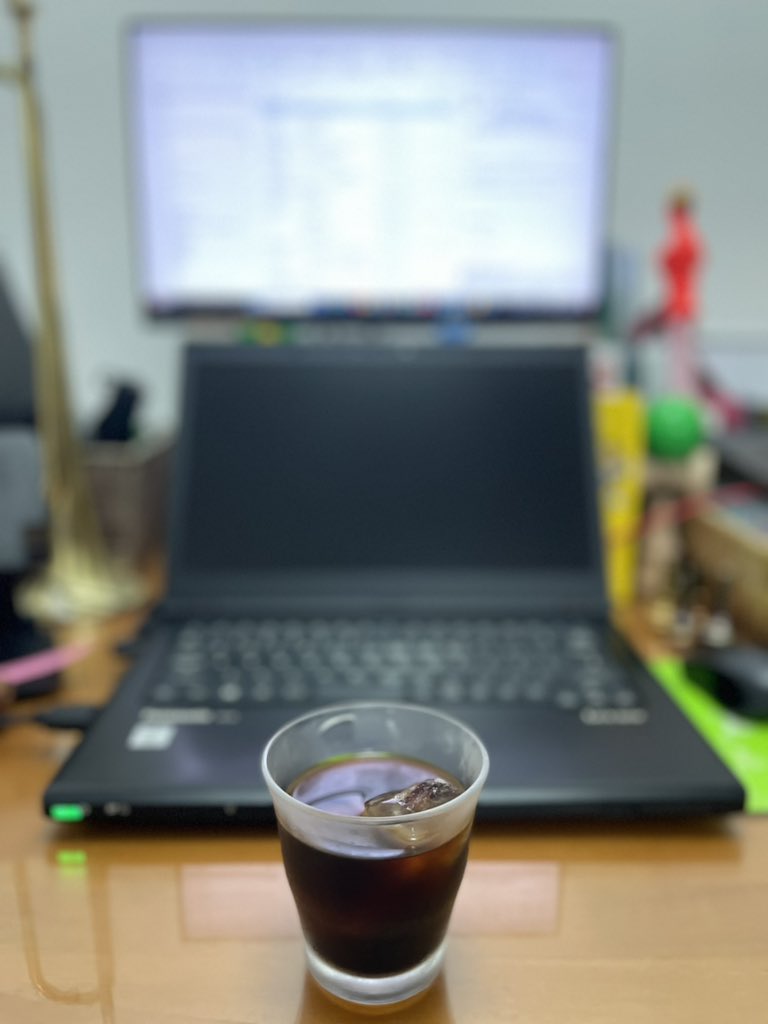KenKen35213670's tweet photo. LaColombeCoffeeの水出し、舌から鼻へ抜けるフレーバーの香りはアイスの方が強め🤤
#咖啡
#手冲咖啡
#coffee
#コーヒー
#コーヒーのある暮らし
#LaColombeCoffee https://t.co/0ggPHJYNME
