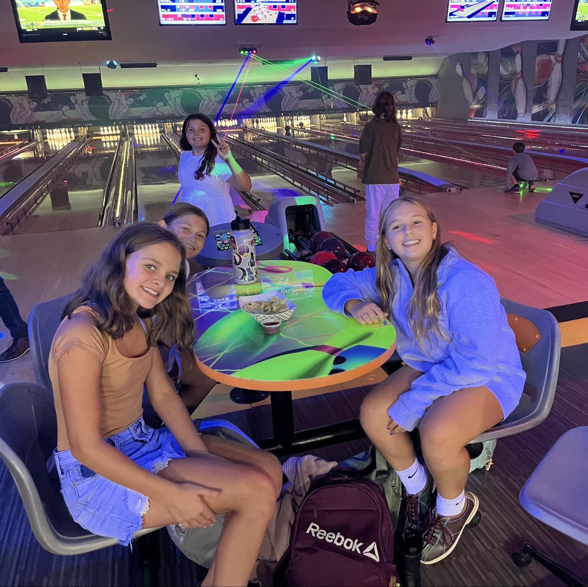 PCSDhillside's tweet image. Fall Bowling in full swing at the Seven Hills Lanes!!! Go Tigers!!🐯 🎳