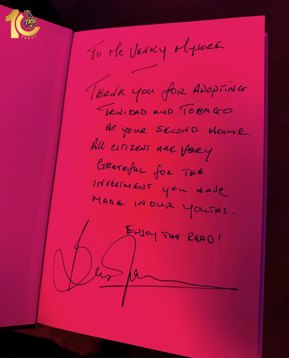 TKRiders's tweet photo. Honoured to have @BrianLara with us at the TKR Gala Dinner, celebrating 10 years of Knight Riders in the @CPL 

A special evening, where the Prince of Trinidad also presented a copy of his book 'Lara: The England Chronicles' with a heartwarming message to our CEO Mr. @VenkyMysore ❤️🇹🇹

"𝑇ℎ𝑎𝑛𝑘 𝑦𝑜𝑢 𝑓𝑜𝑟 𝑎𝑑𝑜𝑝𝑡𝑖𝑛𝑔 𝑇𝑟𝑖𝑛𝑖𝑑𝑎𝑑 & 𝑇𝑜𝑏𝑎𝑔𝑜 𝑎𝑠 𝑦𝑜𝑢𝑟 𝑠𝑒𝑐𝑜𝑛𝑑 ℎ𝑜𝑚𝑒. 𝐴𝑙𝑙 𝑐𝑖𝑡𝑖𝑧𝑒𝑛𝑠 𝑎𝑟𝑒 𝑣𝑒𝑟𝑦 𝑔𝑟𝑎𝑡𝑒𝑓𝑢𝑙 𝑓𝑜𝑟 𝑡ℎ𝑒 𝑖𝑛𝑣𝑒𝑠𝑡𝑚𝑒𝑛𝑡 𝑦𝑜𝑢 ℎ𝑎𝑣𝑒 𝑚𝑎𝑑𝑒 𝑖𝑛 𝑜𝑢𝑟 𝑦𝑜𝑢𝑡ℎ𝑠"

#WeAreTKR | #DecadeOfChampions