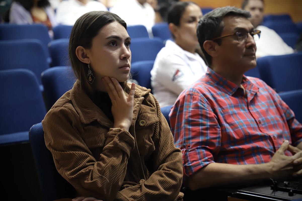 ansvcol's tweet photo. 🛣️🐒🦎 | Desde la Institución Universitaria ITM en Medellín, participamos del espacio de conversación interinstitucional para la promoción de estrategias tecnológicas, investigativas y educativas que reduzcan el atropellamiento de fauna silvestre en las vías.
#SemanaMovildadCo https://t.co/RknbKCAxsF