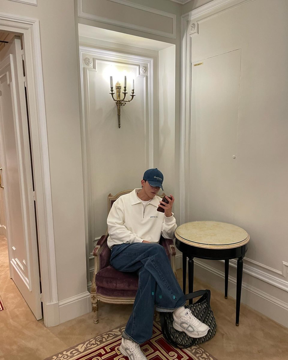 BonD_Rainbow's tweet photo. 240924 instagram update 
#남주혁 #NAMJOOHYUK 

Dior SS25 https://t.co/mSx5XVwPL5