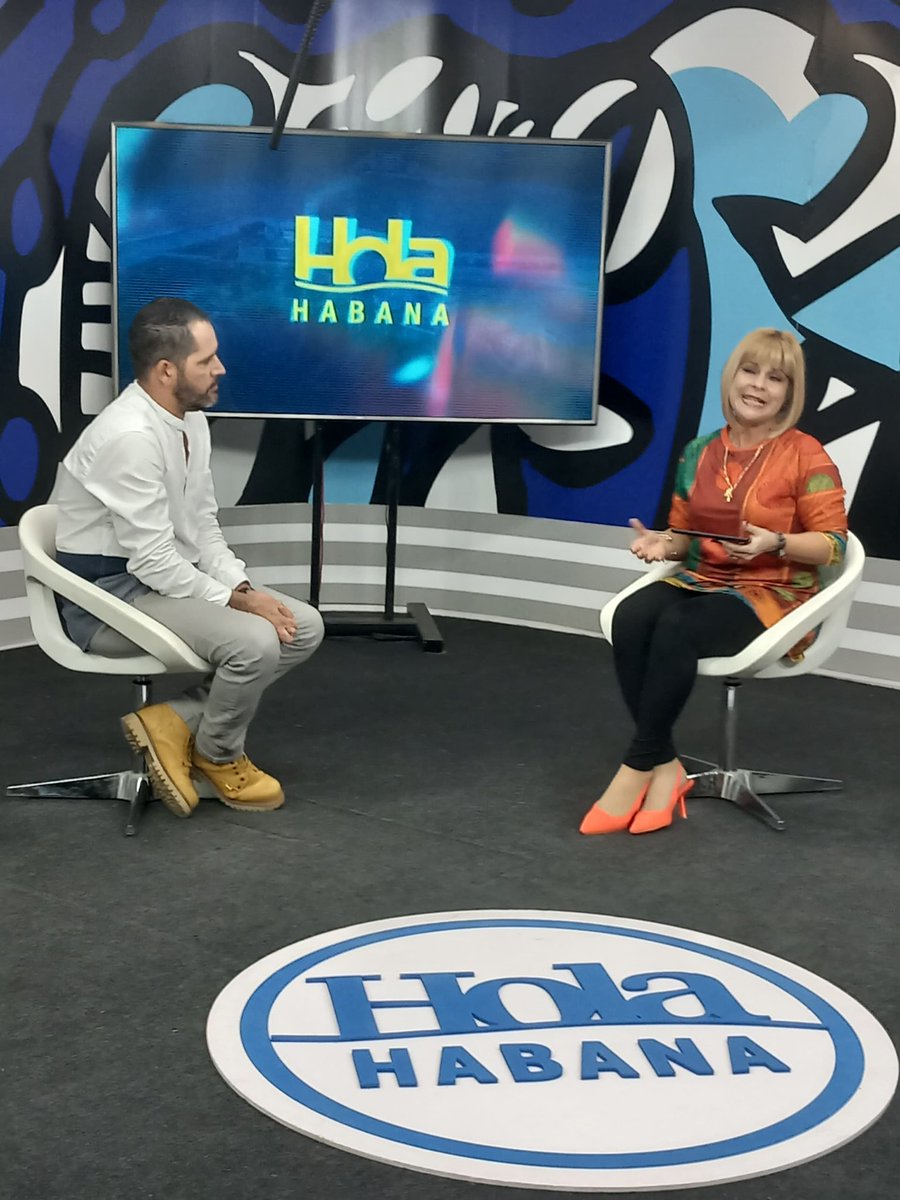 FestCineHabana's tweet photo. #HOY: En la 📺Hola Habana del @canalhabana_cu  el director de Prensa de nuestro Festival @RRdoInfante 🗣️ sobre el proceso de selección de 🎞️para el #45FINCL, los espacios teóricos y la celebración por los 45 del evento del #cinelatinoamericano. 

#FestivalCineHabana #LaHabana https://t.co/LTUYcx7tHN