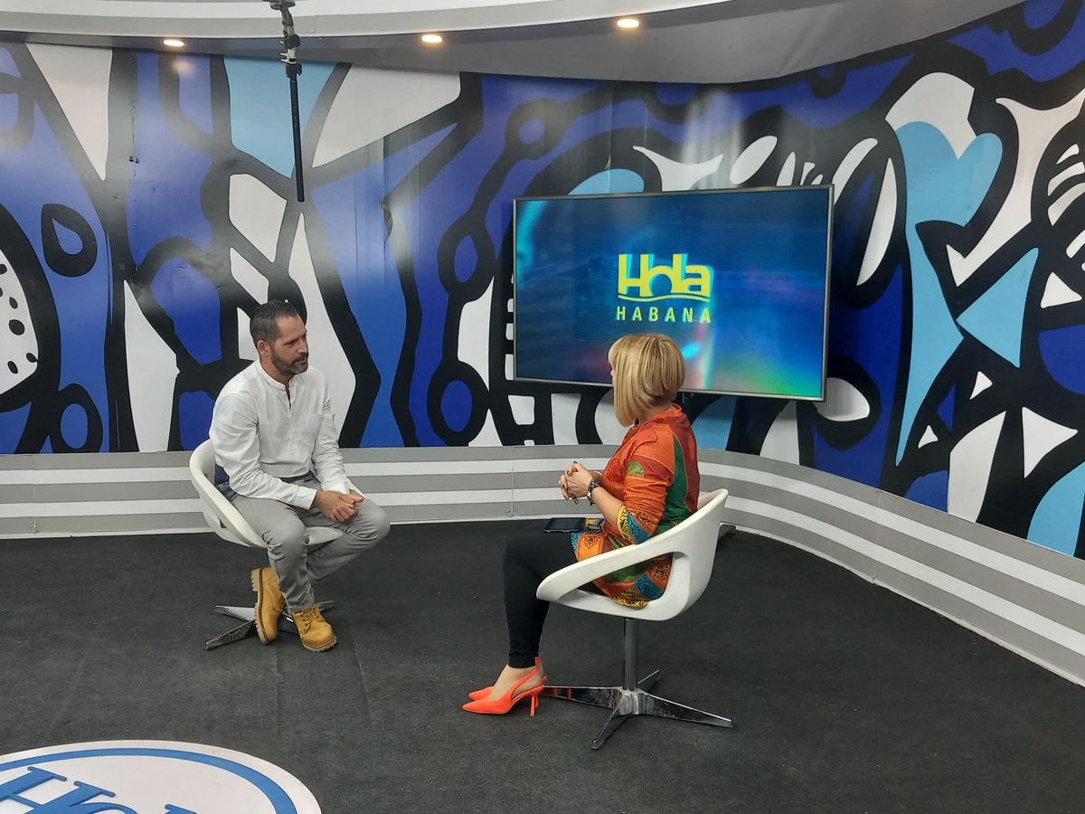 #HOY: En la 📺Hola Habana del <a href="/canalhabana_cu/">Canal Habana</a>  el director de Prensa de nuestro Festival <a href="/RRdoInfante/">RRicardoInfante</a> 🗣️ sobre el proceso de selección de 🎞️para el #45FINCL, los espacios teóricos y la celebración por los 45 del evento del #cinelatinoamericano. 

#FestivalCineHabana #LaHabana