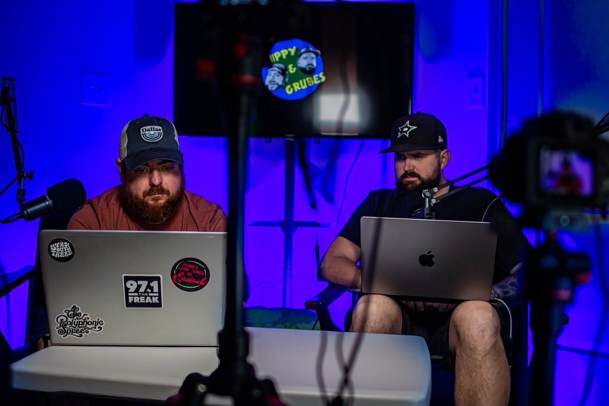 Shippy_Grubes's tweet photo. New studio… who dis?
#shippy #grubes #podcast #social #studio #media #popculture #culture #podcasting #podcasters https://t.co/iVeNL7EFc6