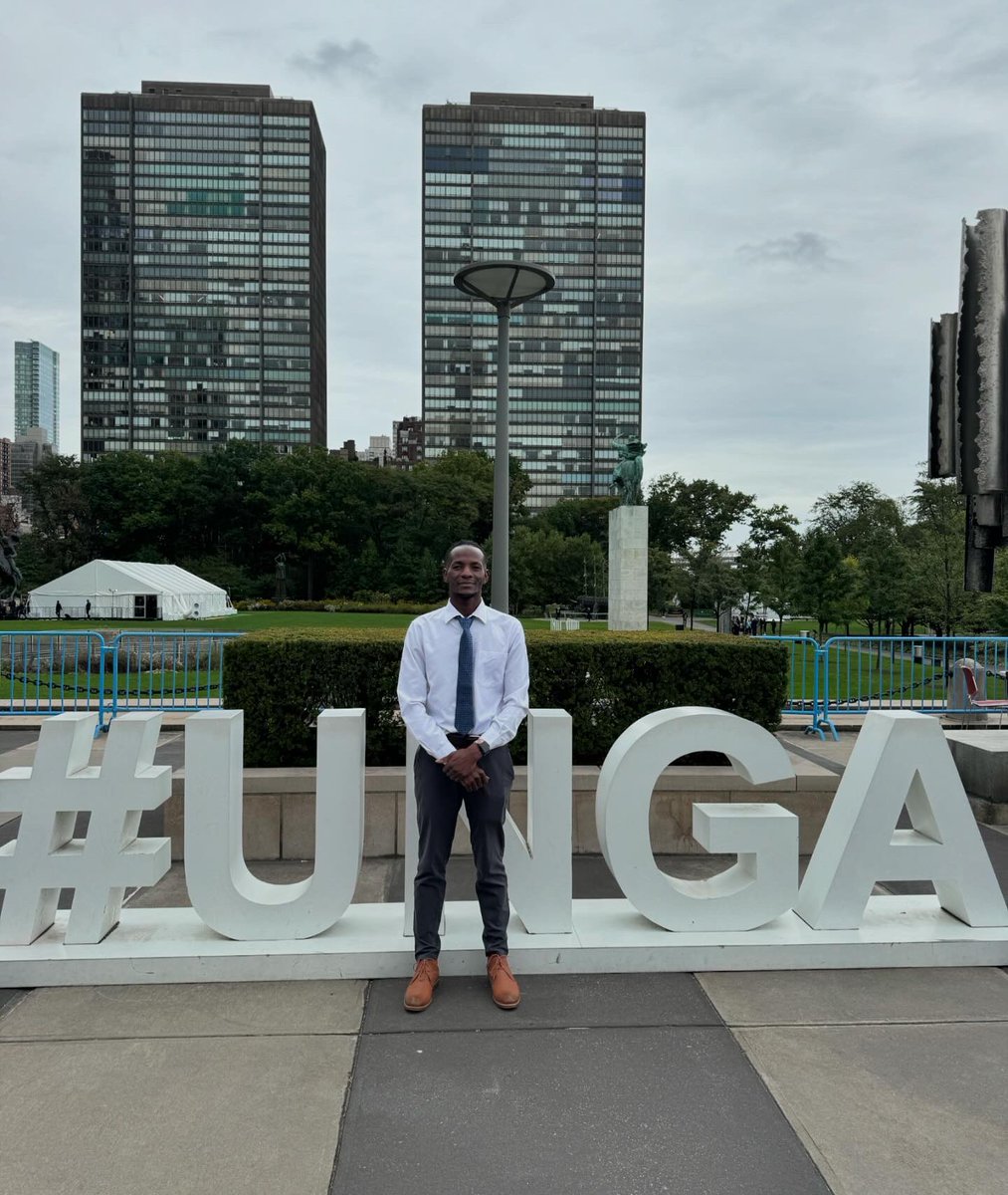 visual_for's tweet image. VEHRA founder and director was apart of The UN LGBTI Core Group earlier this afternoon at the UN Headquarters; attended by Dr. Jill Biden, First Lady of the United States, plus many other global leaders and activists.🏳️‍🌈