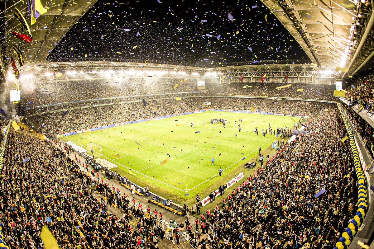 SADECE FENERBAHÇE'YE BAĞLIYIZ!
#AliKocİstifa