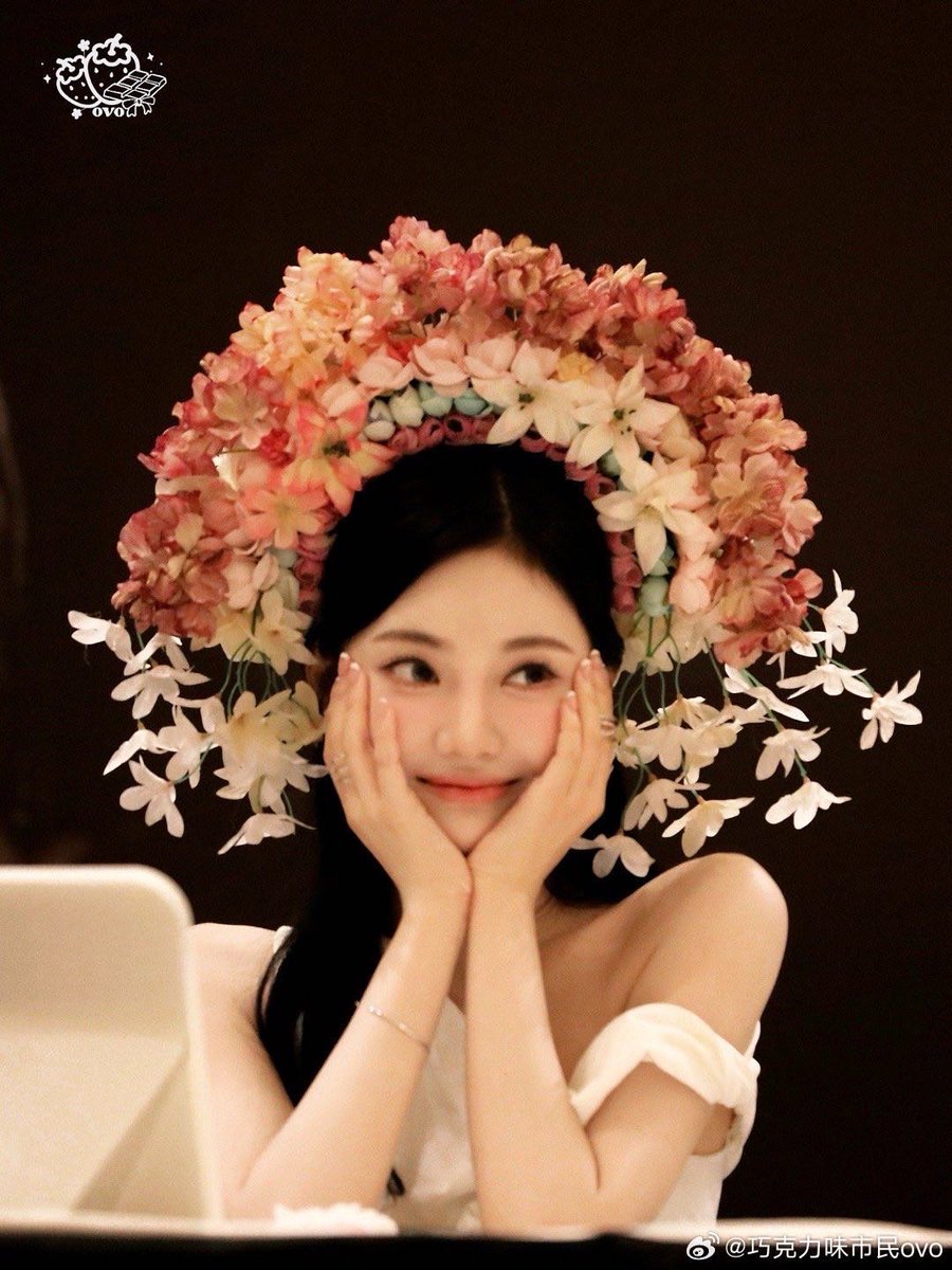 240923 Macau fansign

🌷

#NINGNING #닝닝 #宁宁 ＃宁艺卓