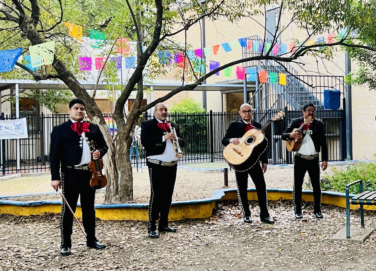 Samantha Barrett tweet media