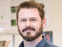 Recent work has shed light on the many functions of glial cells, including regulation of synapse formation and control of neural circuits, report Drs. Beth Stevens (<a href="/stevens1lab/">beth stevens</a>), Kelly Monk, &amp; Mark Freeman.  

Check out their review! 😎  

💡 bit.ly/3zkbXvj