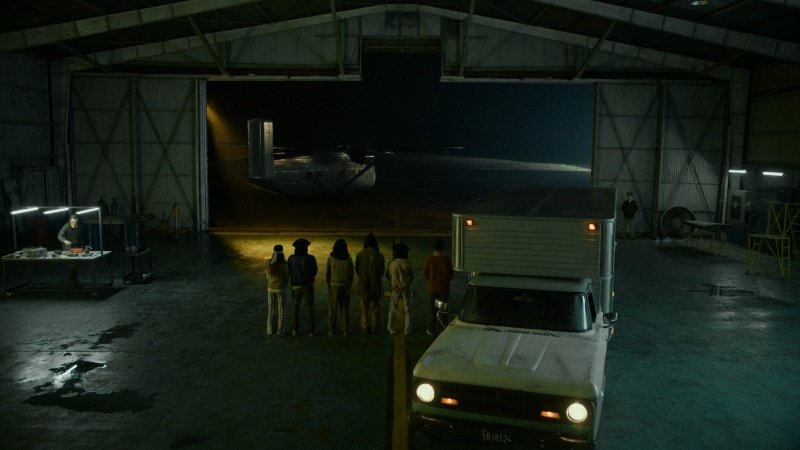 'Traslados' és un documental necessari i colpidor que mostra la lluita de "Las Madres de Plaza de Mayo" per saber què estava passant amb els segrestats, torturats i desapareguts de la dictadura militar argentina i la macabra pràctica dels vols de la mort #72SSIFF