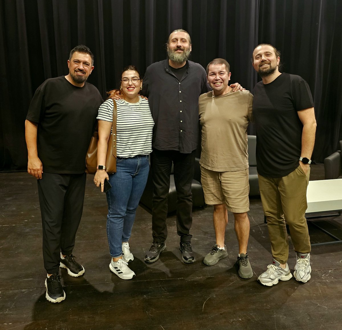 Bugün bu adamlara güldük. 
Temiz çıkma diyafram arayacak hale geldik. 
Ağzınıza taş değmesin abiler. 
<a href="/Mesuut_Sure/">Mesut Süre</a> <a href="/FAZLIPOLAT/">FAZLI POLAT</a> <a href="/anlatanadam/">Anlatanadam</a>