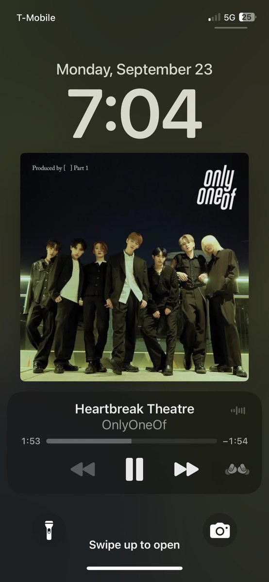 im obsessed with rie’s vocals in heartbreak theatre they sound so raw and pretty like omg