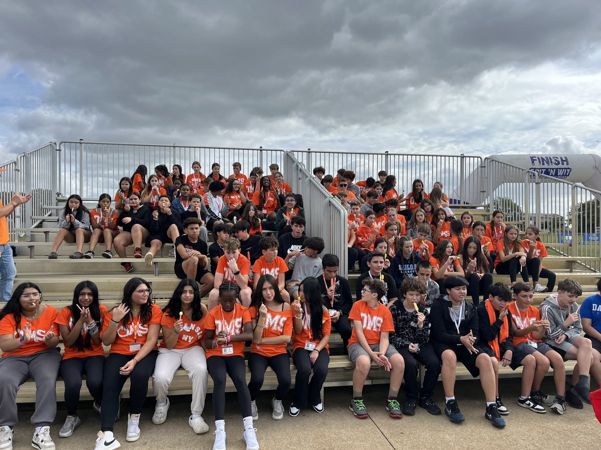 Mike Kelly tweet media