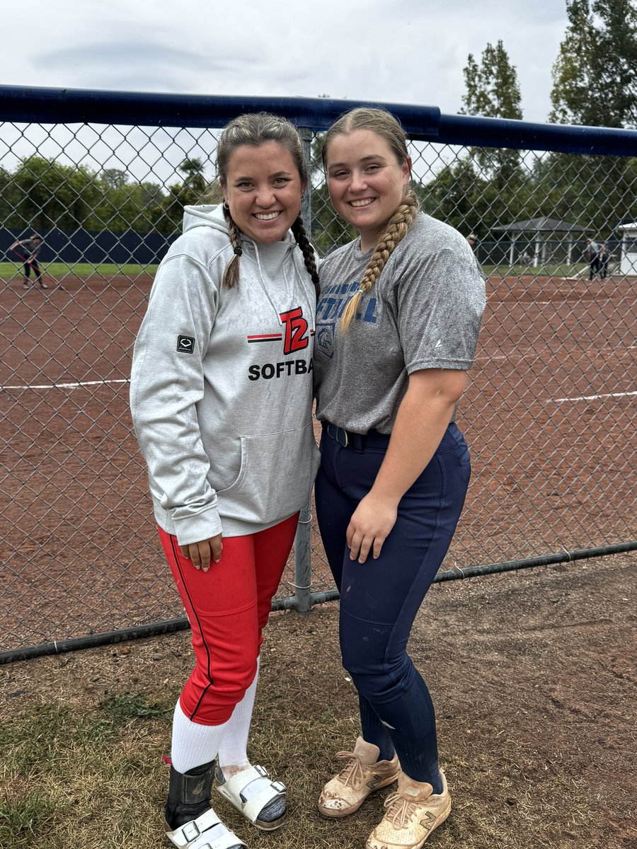 emmaaustin2025's tweet photo. @T2Smigiel traveled to Hillsdale College yesterday to play 2 games.  We came up short the 1st game but finished strong winning the 2nd game. In game 2 I had 4IP 3ER 3BB and 1K.  We are back in action this Sunday in Three Rivers Michigan at noon! Thank you @HCSBCHARGERS for a great day! Loved seeing my old teammate @avaforeman too!