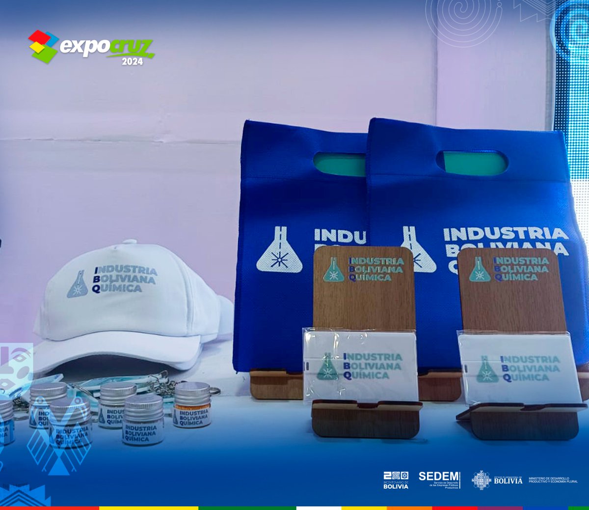 Sedem_Bolivia's tweet photo. ¡Ven y visita el stand del #SEDEM en la #Expocruz!
En este stand conocerás a la Empresa Pública Productiva Industria Boliviana Química #IBQ y sus modernas plantas industriales a través de la realidad virtual, te esperamos en el salón Sirionó. https://t.co/h2LodqOA8G