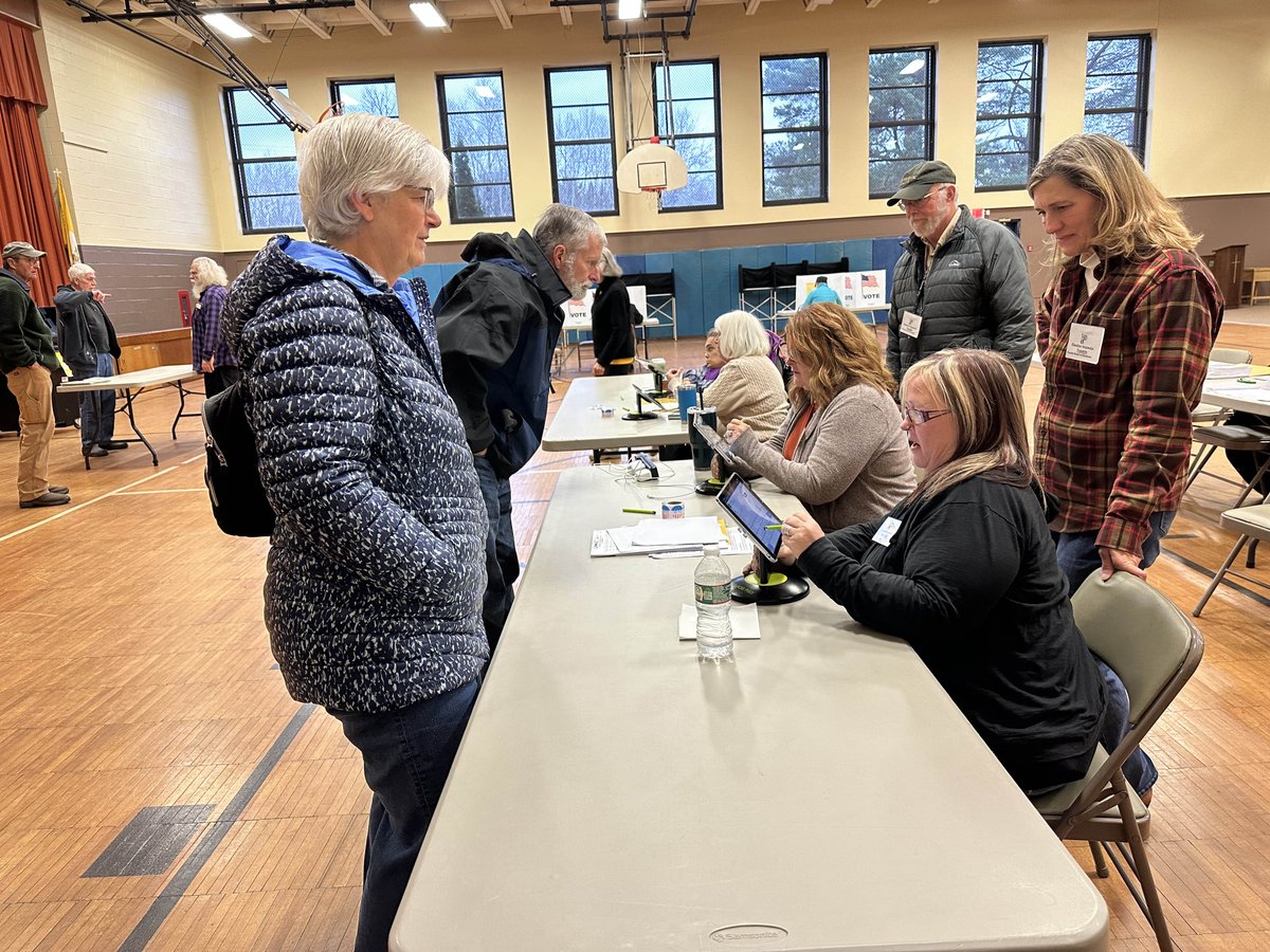Election season is gearing up as voters prepare to head to the polls on Nov. 5, and there are several voter registration and absentee ballot deadlines coming before early voting starts in around a month.

Read the story at tinyurl.com/zud559vy