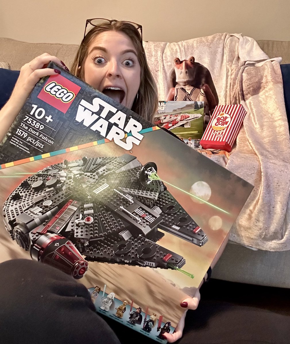 sarahxciii 💫🔜 Star Wars Nite May 4th tweet media