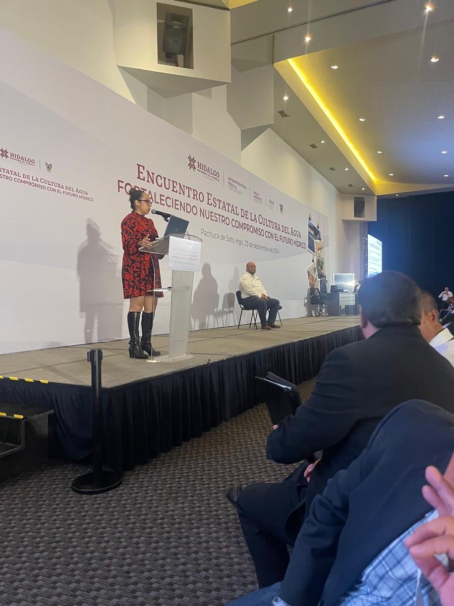 Salvador Tallabs tweet media