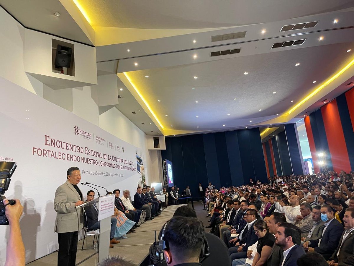 Salvador Tallabs tweet media