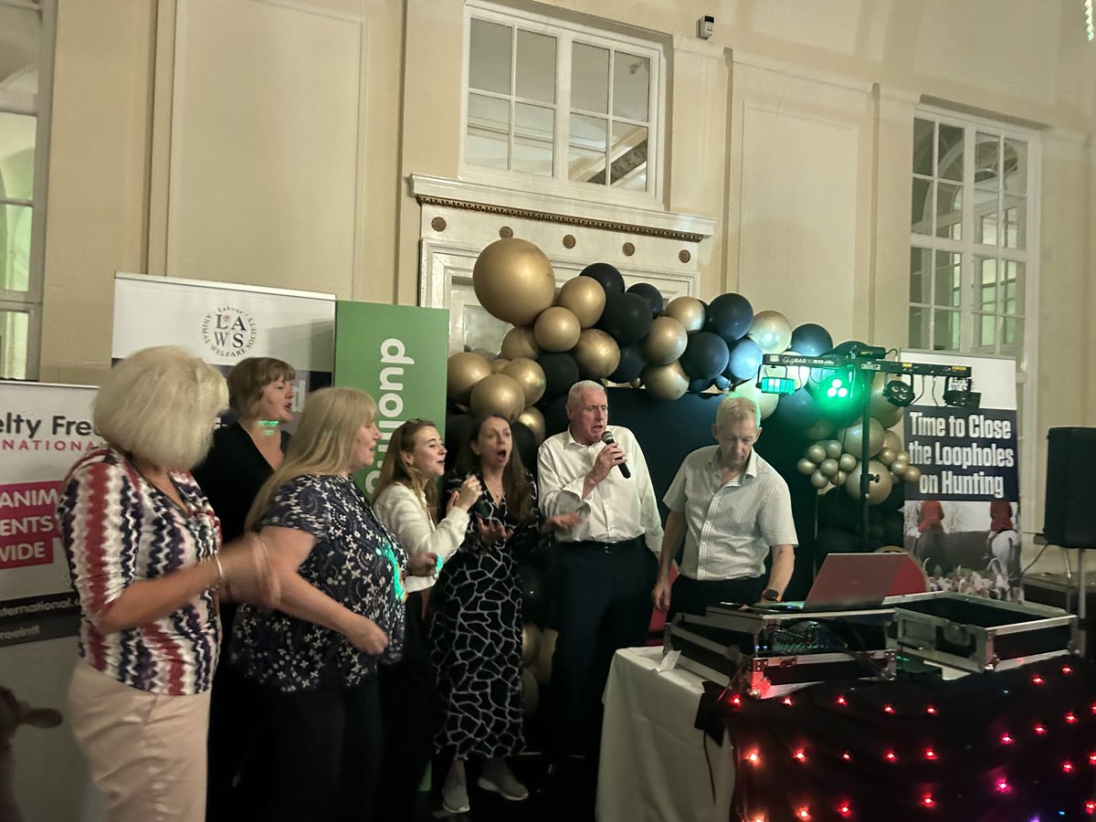 Great night ⁦<a href="/LabourAnimals/">Labour Animal Welfare Society</a>⁩ - sang, danced, met old friends and made new ones ❤️