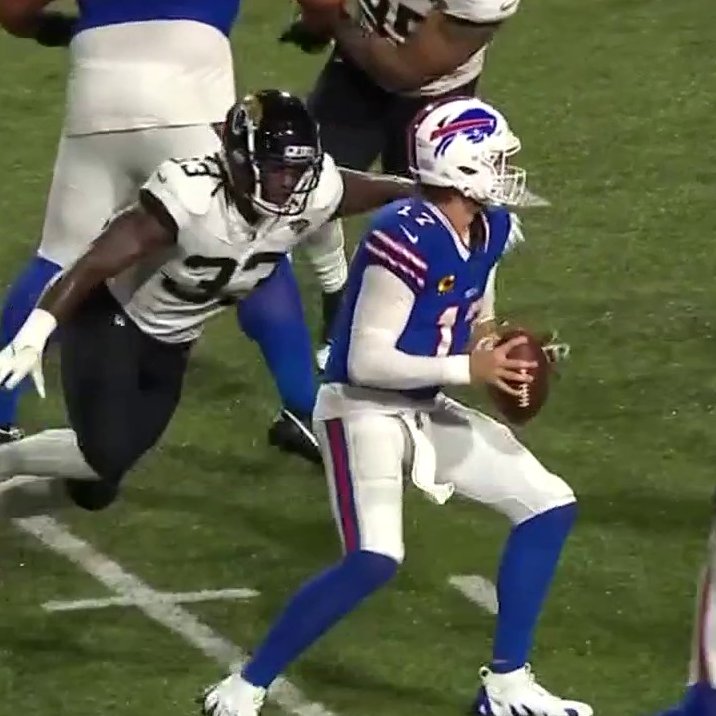 FOX Sports: NFL tweet media