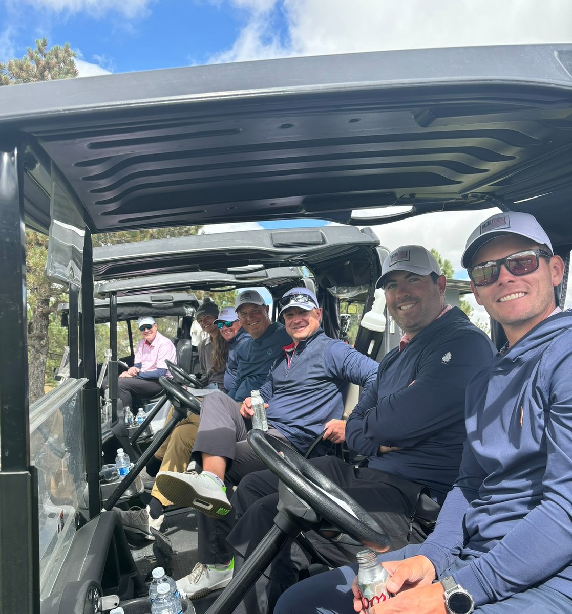 PineryCC's tweet image. Rain or shine, the men of the 20 mile cup showed up and crushed it this weekend! 🏆 Team Lindquist took home the victory and we couldn&apos;t be more proud. Huge shoutout to all the guys for making this tournament an absolute blast! #teamworkmakesdreamwork #20milecup 🌧️☀️