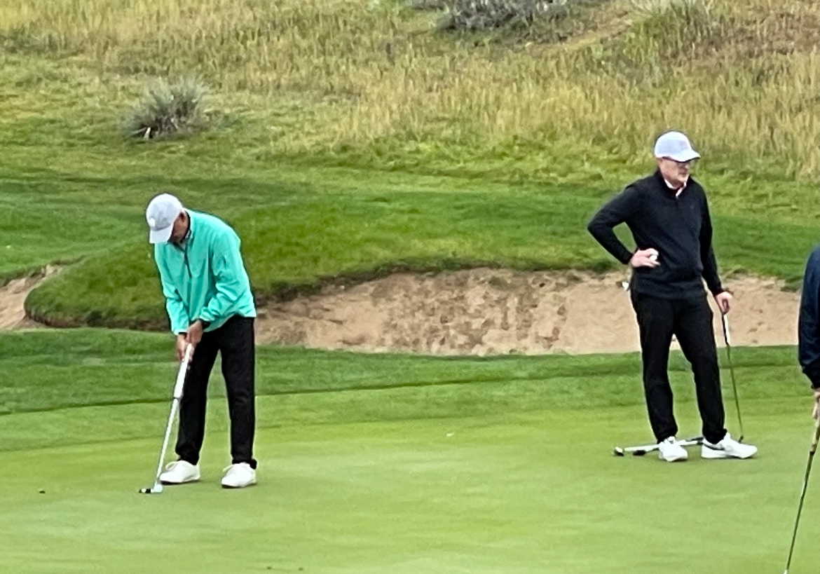 PineryCC's tweet image. Rain or shine, the men of the 20 mile cup showed up and crushed it this weekend! 🏆 Team Lindquist took home the victory and we couldn&apos;t be more proud. Huge shoutout to all the guys for making this tournament an absolute blast! #teamworkmakesdreamwork #20milecup 🌧️☀️