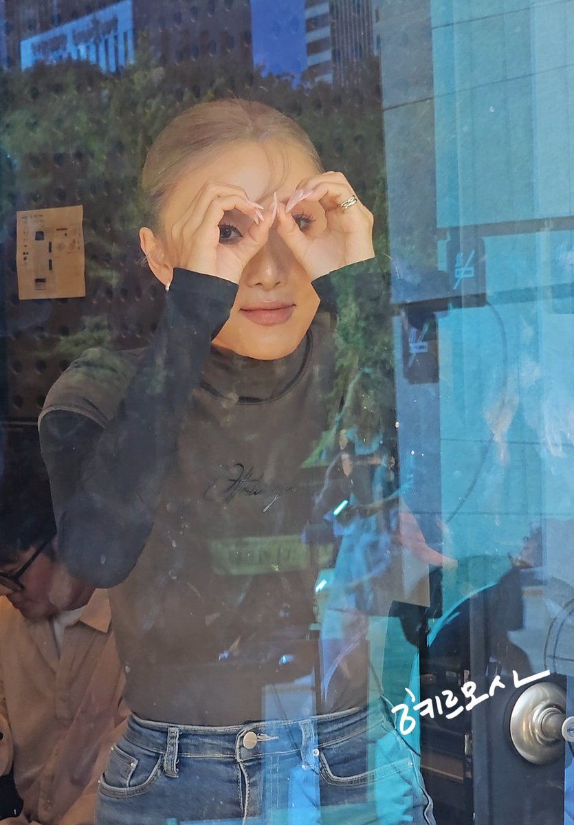 240924 이은지의 가요광장 출근

너무 귀엽자나🥹

#화사 #HwaSa